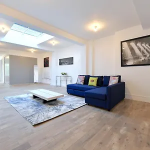 Fabulous Duplex In Dalston Junction London