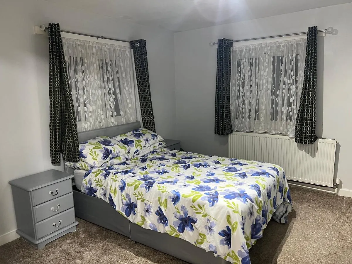 Cosy 2 Bedroom Flat London 0*,  United Kingdom